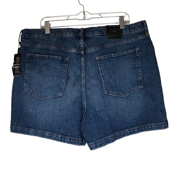 NEW Banana Republic Medium Wash Button Front Jean Shorts Size 18 NWT - Picture 2 of 14